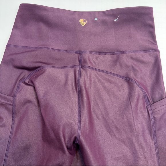 Purple Sleeveless Crop Top and Leggings Set Size Small - Picture 8 of 13